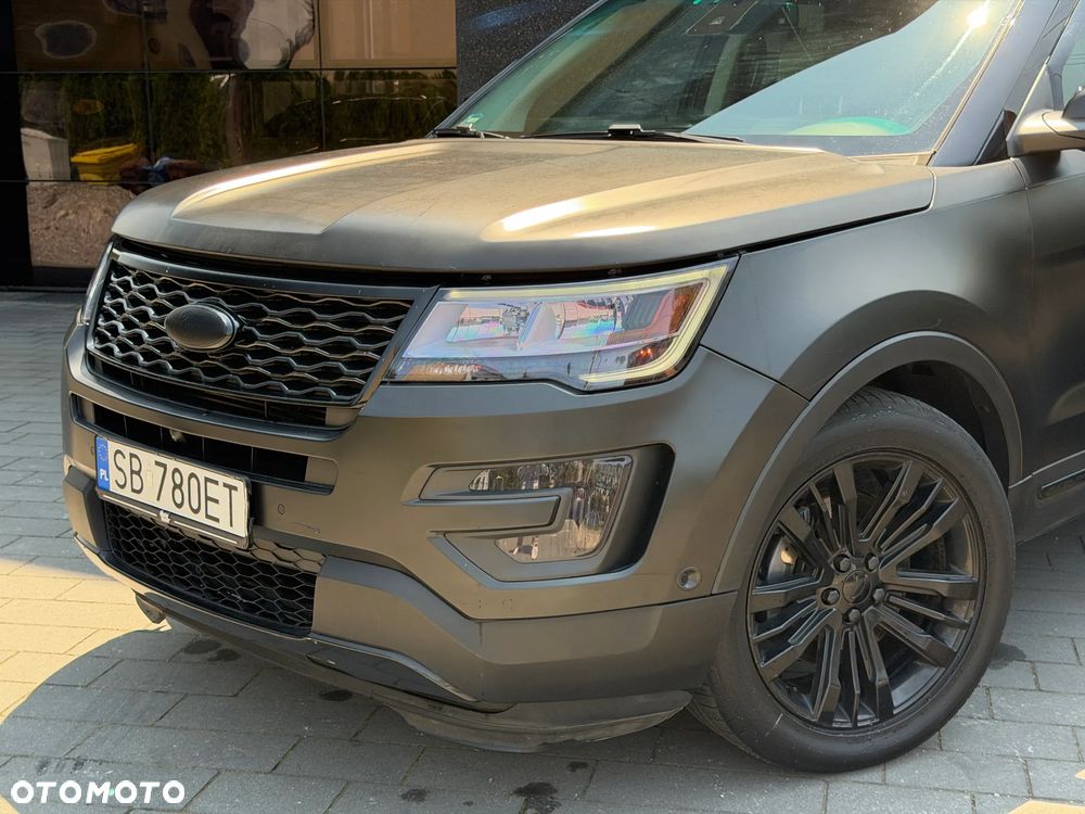 Ford Explorer - 4