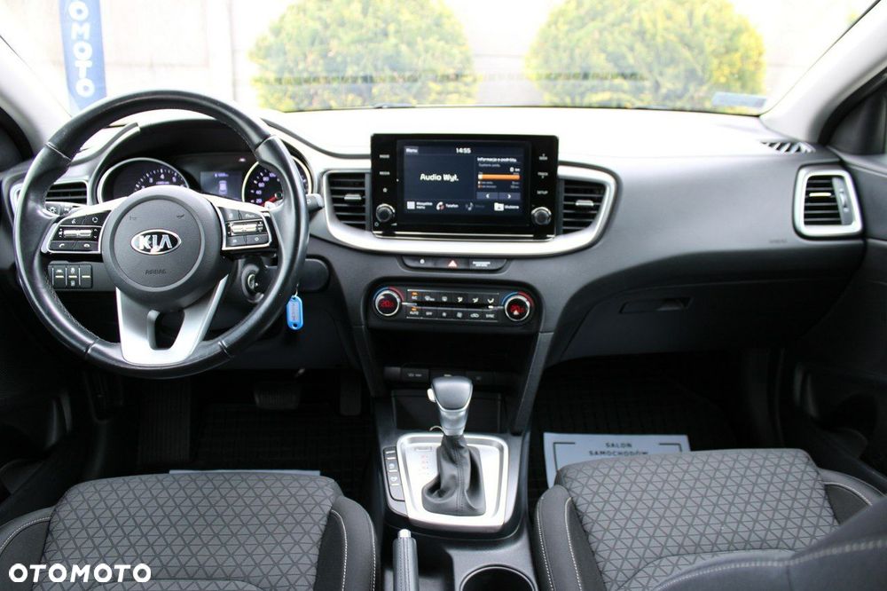 Kia Ceed 1.4 T-GDI M DCT - 24
