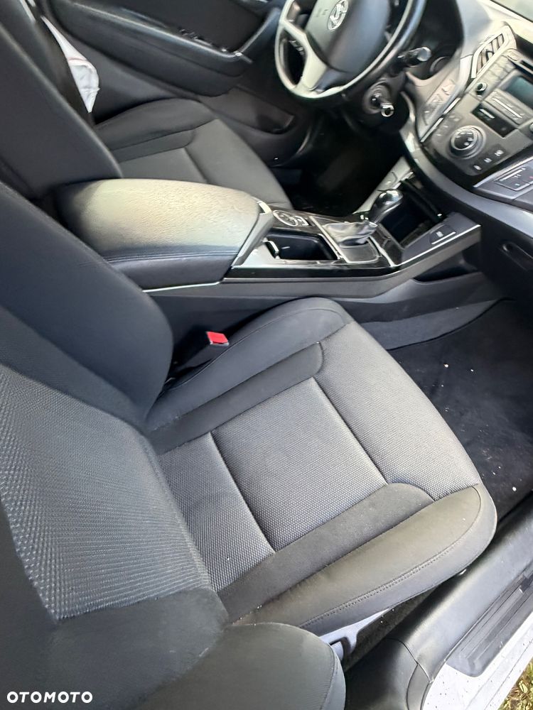 Hyundai i40 1.7 CRDi Classic DCT - 14