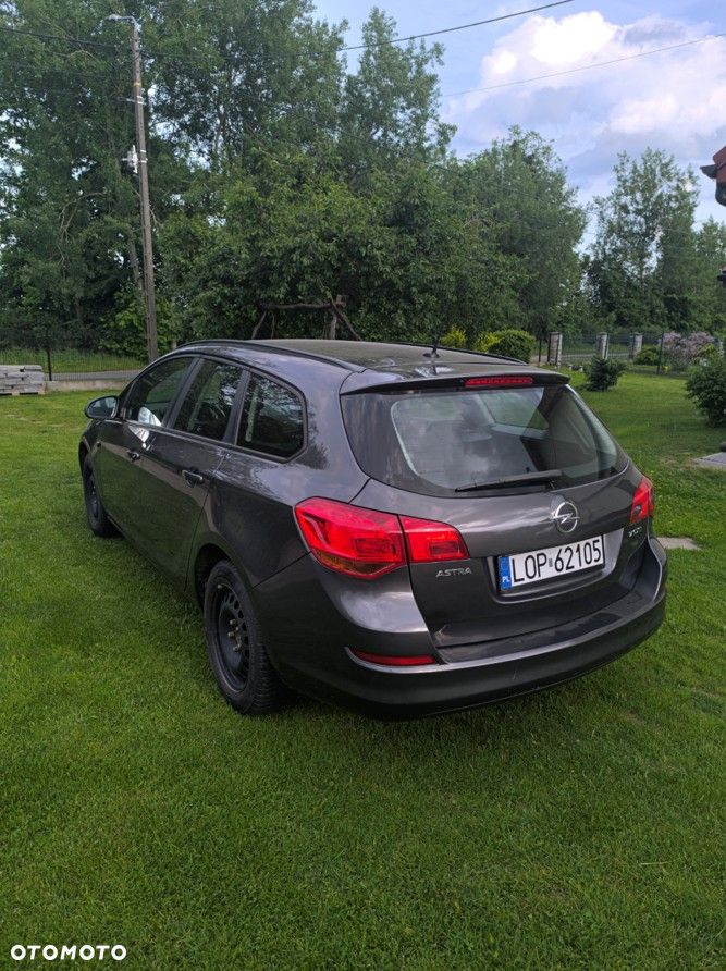 Opel Astra 1.7 CDTI Cosmo - 5