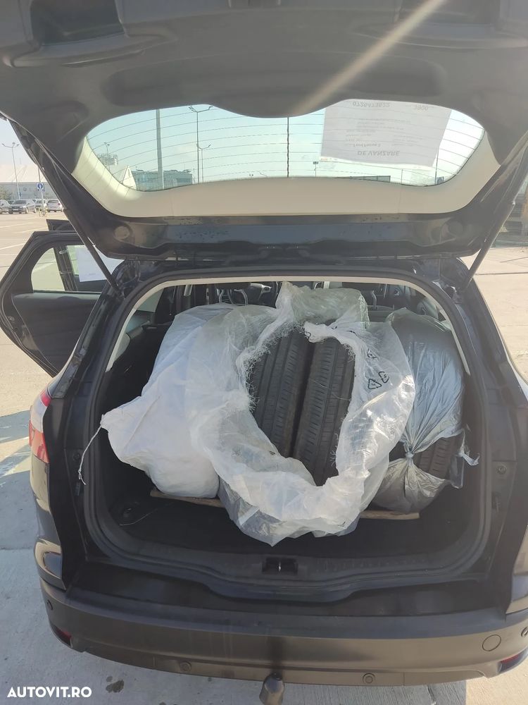 Ford Focus 1.6 TDCI DPF Titanium - 9