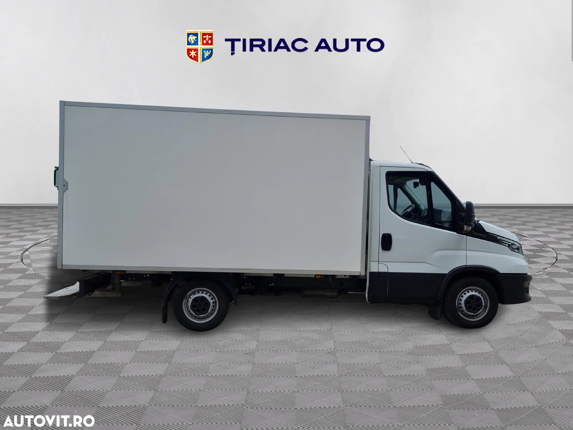 Iveco Daily 35-140 Chassi Cab 2.3 JTD Hi-Matic - 6