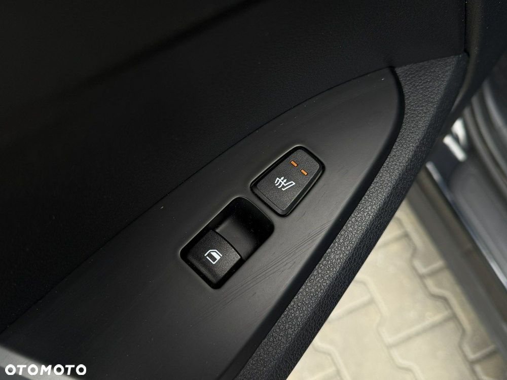 Kia Sportage 1.6 T-GDI L 2WD - 17