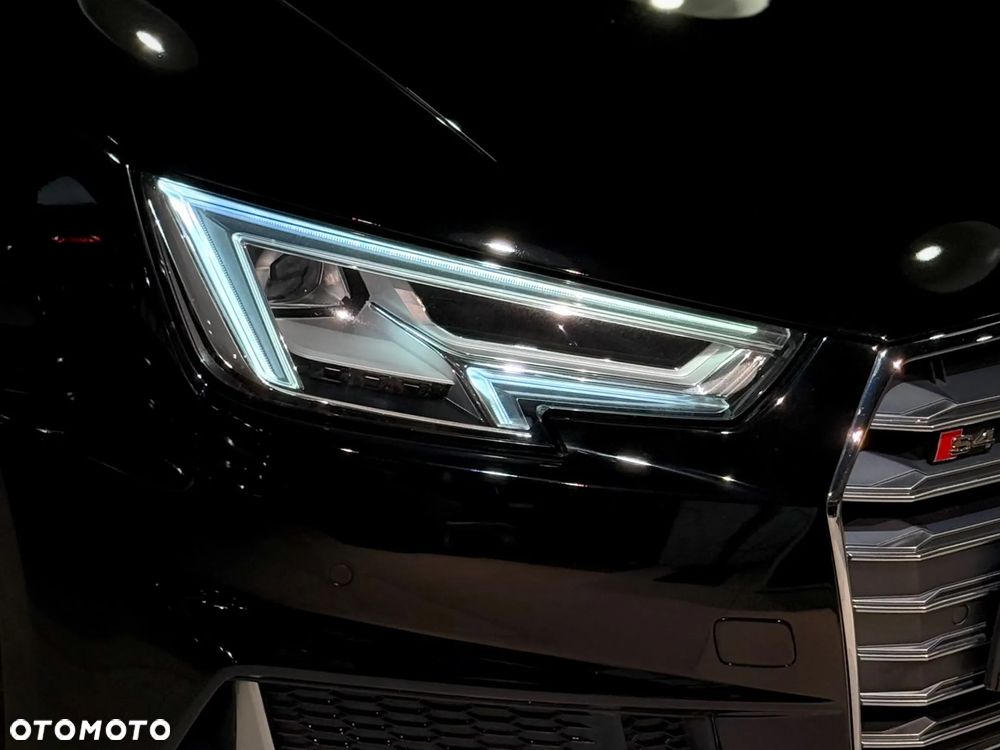Audi S4 Limousine - 11