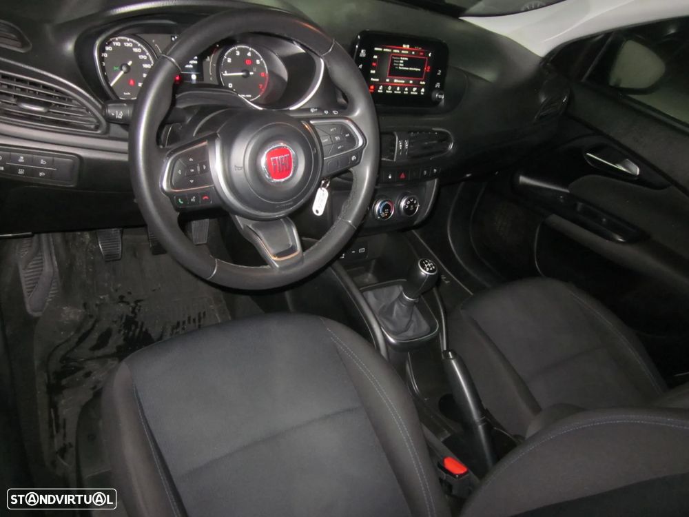 Fiat Tipo Station Wagon 1.0 GSE T3 City Life - 9