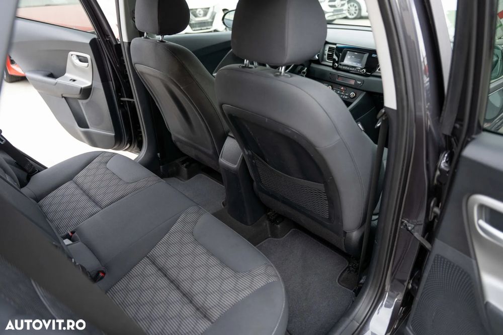 Kia Niro 1.6 GDI 2WD Aut. Spirit - 8