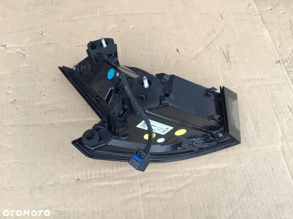Lampa tylna lewa Renault Scenic V 5 E-Tech Led - 3