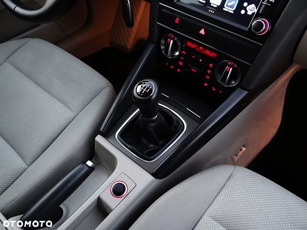 Audi A3 Sportback 1.6 TDI Attraction - 33