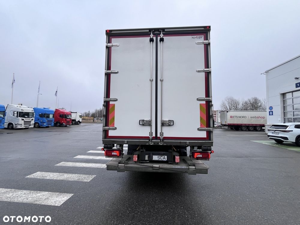 Scania Scania 6x2/4 oś skrętna i podnoszona 24, 23 euro palety 9,4 długości ASO DO KOŃCA DŁUGI IZOTERMA - 7