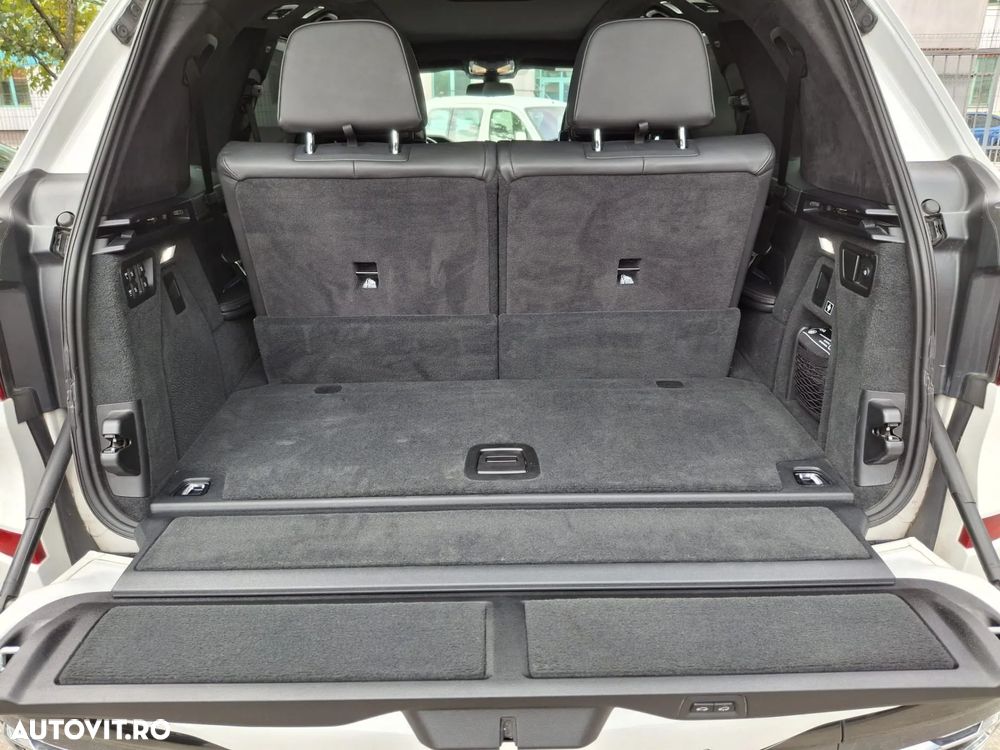 BMW X7 xDrive40d - 32