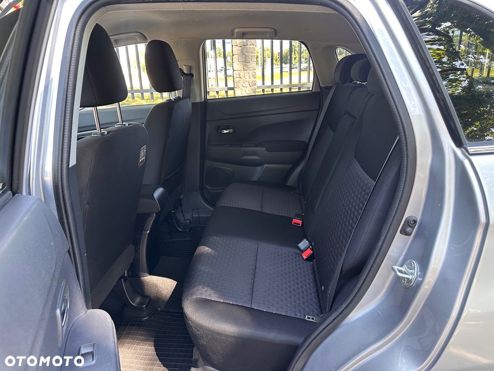 Mitsubishi ASX 1.8 DI-D 4WD Instyle - 8