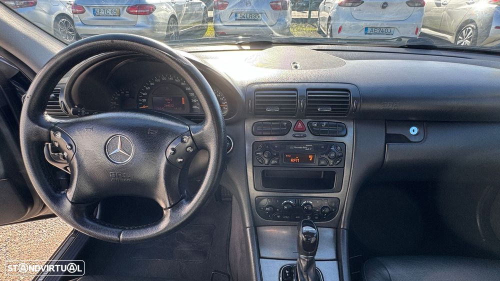 Mercedes-Benz C 220 CDI Avantgarde Aut. - 24