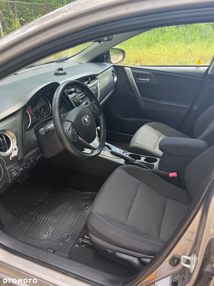 Toyota Auris 1.6 Premium Comfort MS - 15