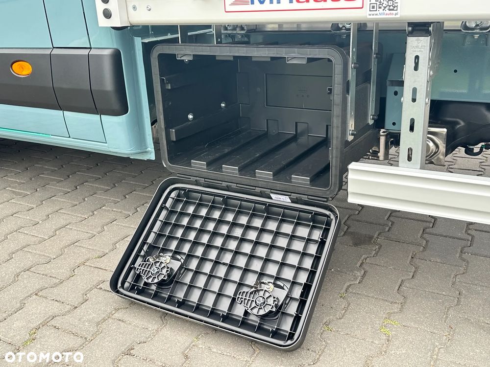 Renault Master - 24