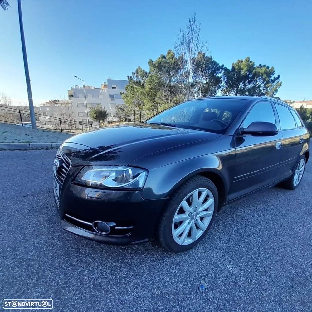 Audi A3 Sportback 1.6 TDI Attraction Special Edition - 6