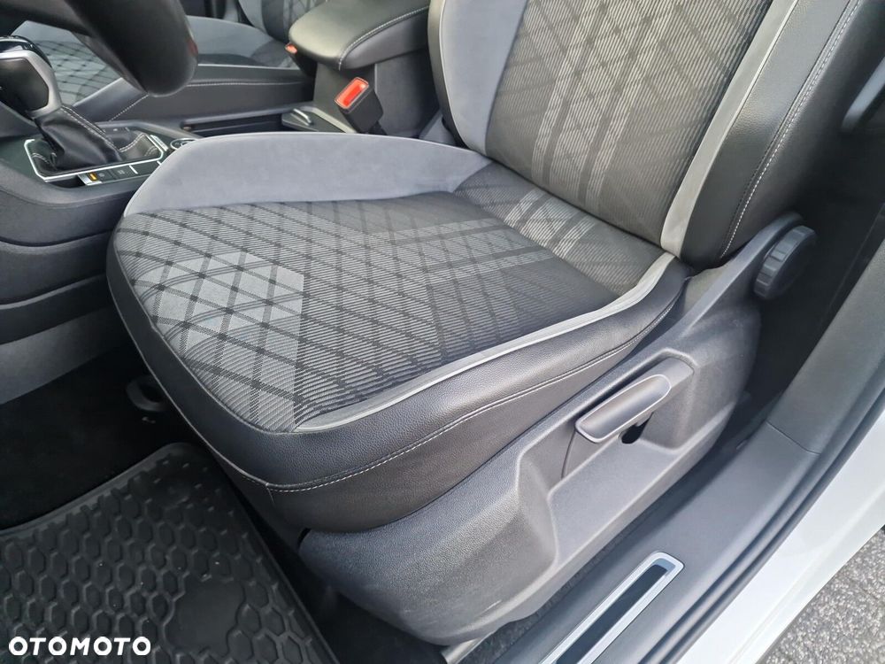 Volkswagen Tiguan 2.0 TDI SCR 4Mot R-Line DSG - 12