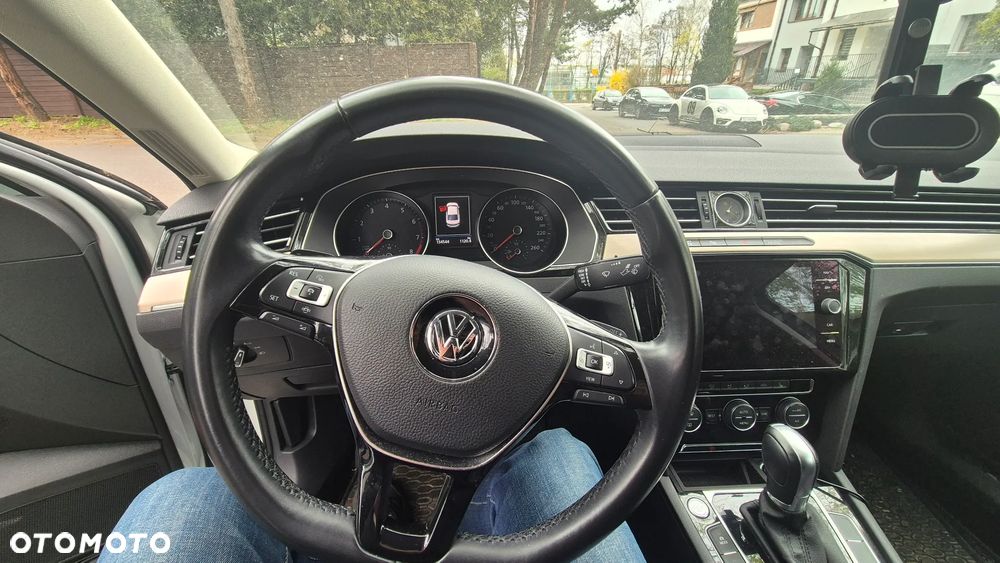 Volkswagen Passat 2.0 TSI 4Mot Highline DSG - 4