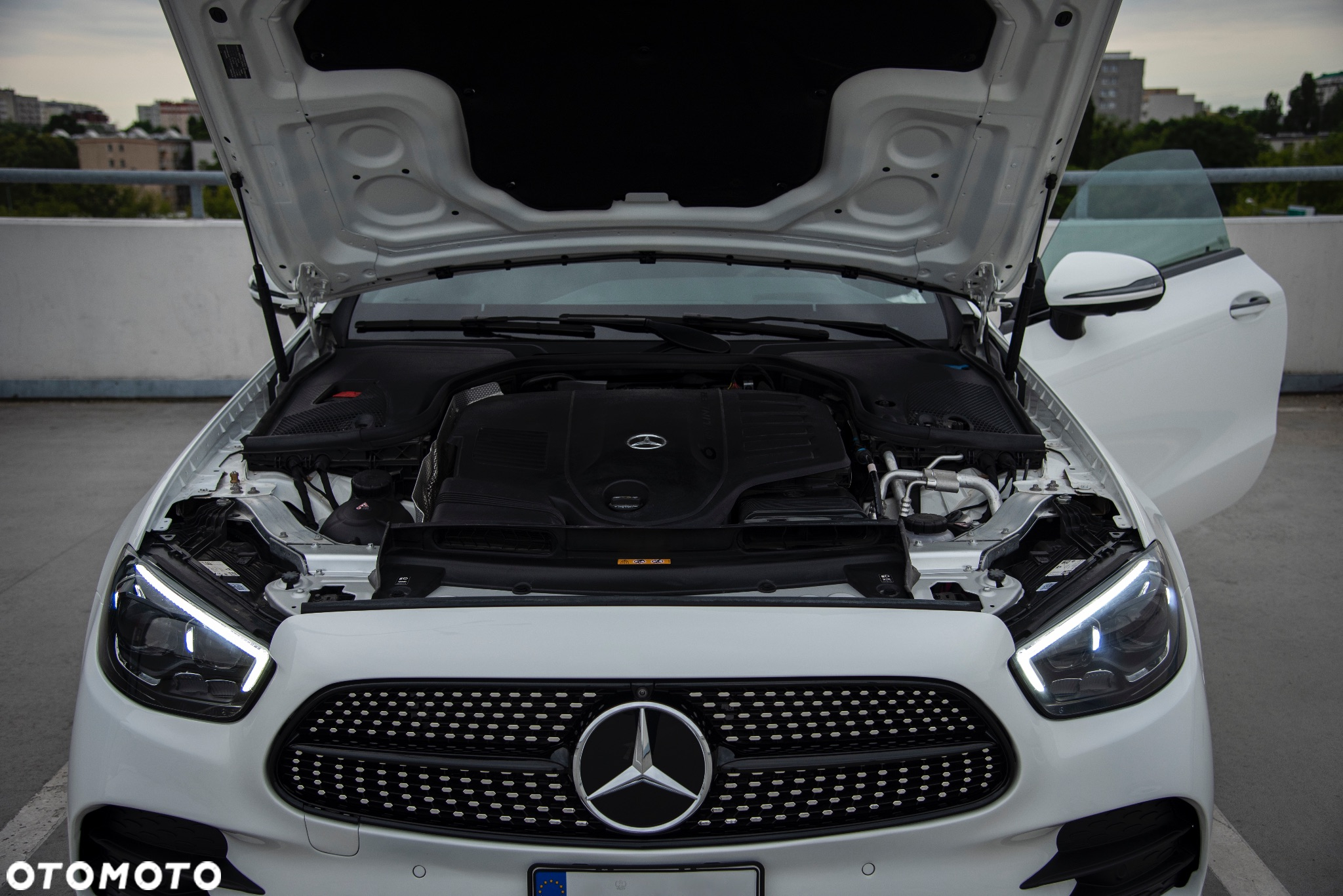 Mercedes-Benz Klasa E - 16
