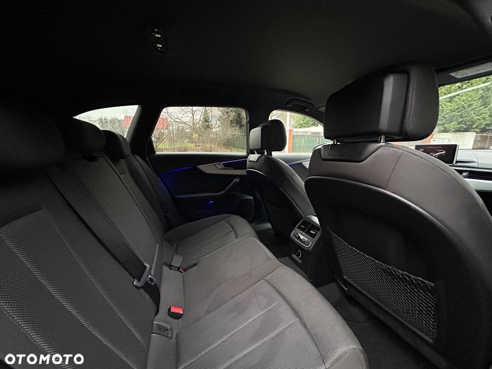 Audi A4 Avant 2.0 TDI S tronic - 35