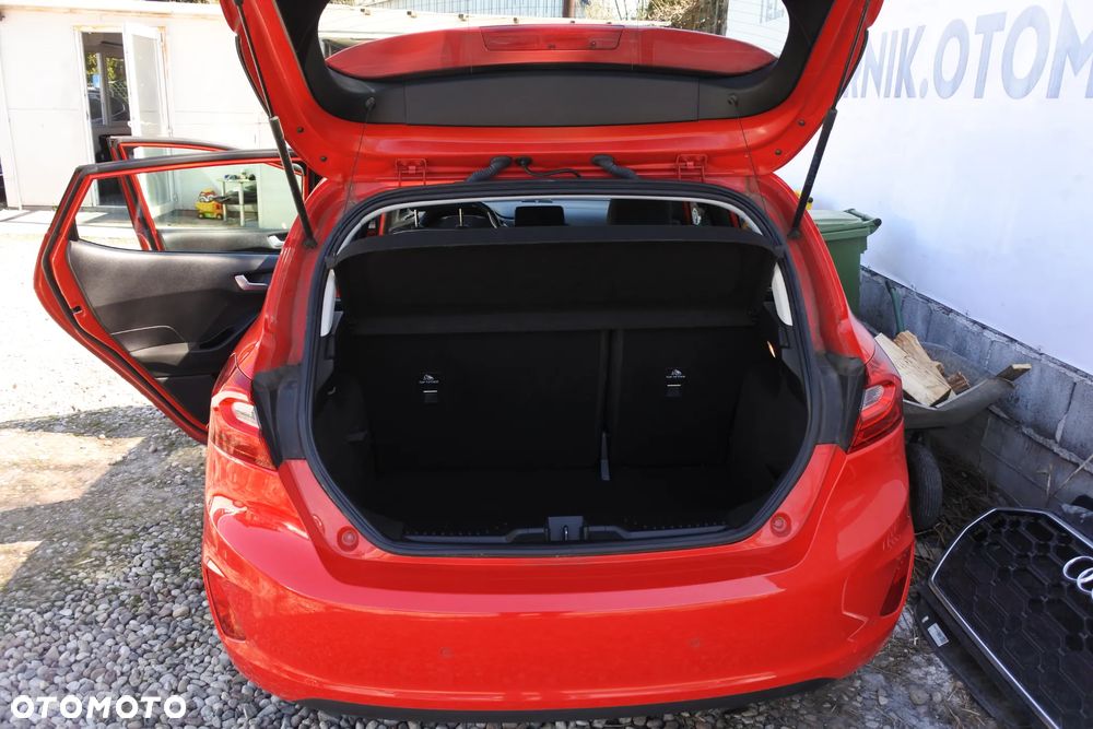 Ford Fiesta 1.0 EcoBoost S&S TITANIUM X - 11