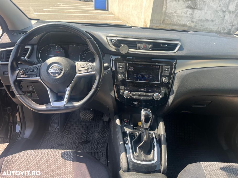 Nissan Qashqai - 11