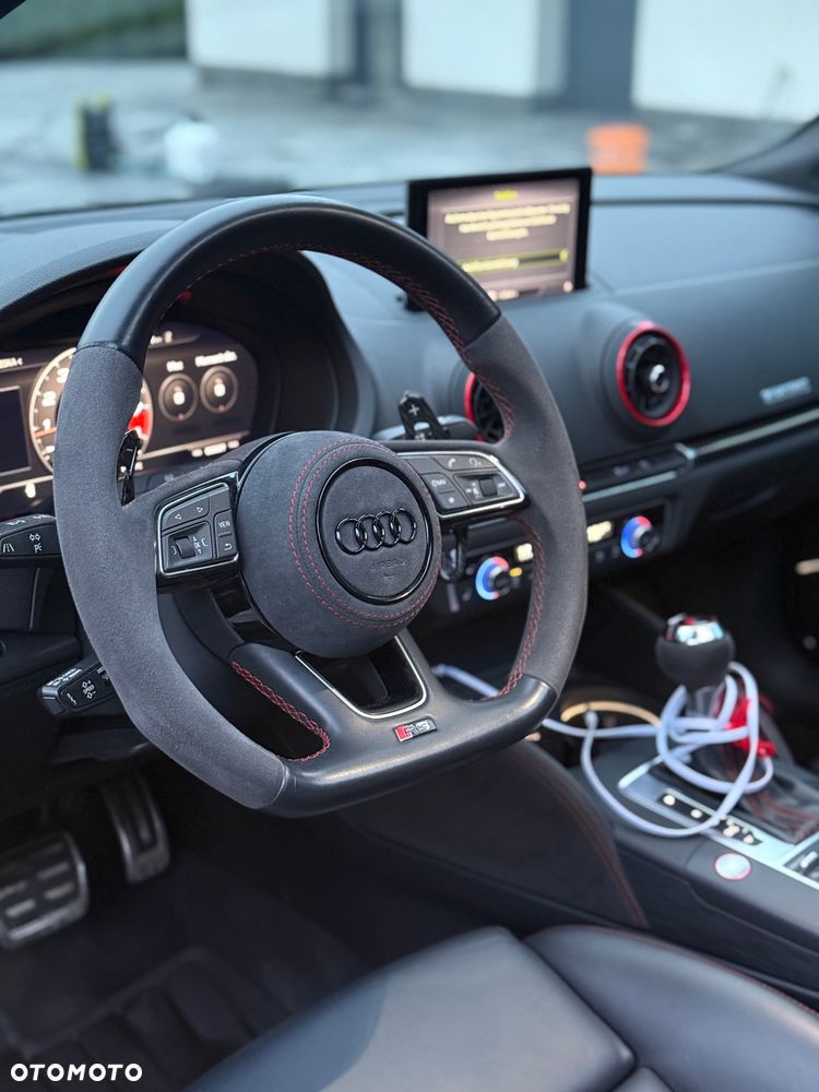 Audi RS3 Sportback S tronic - 12