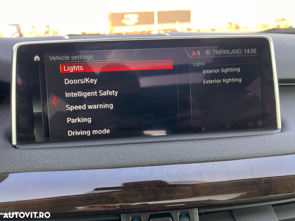 BMW X5 xDrive35i - 31