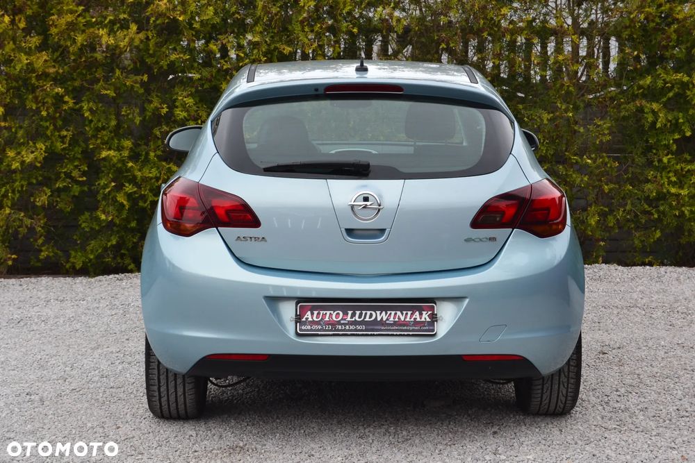 Opel Astra 1.4 EcoFLEX Design Edition - 19