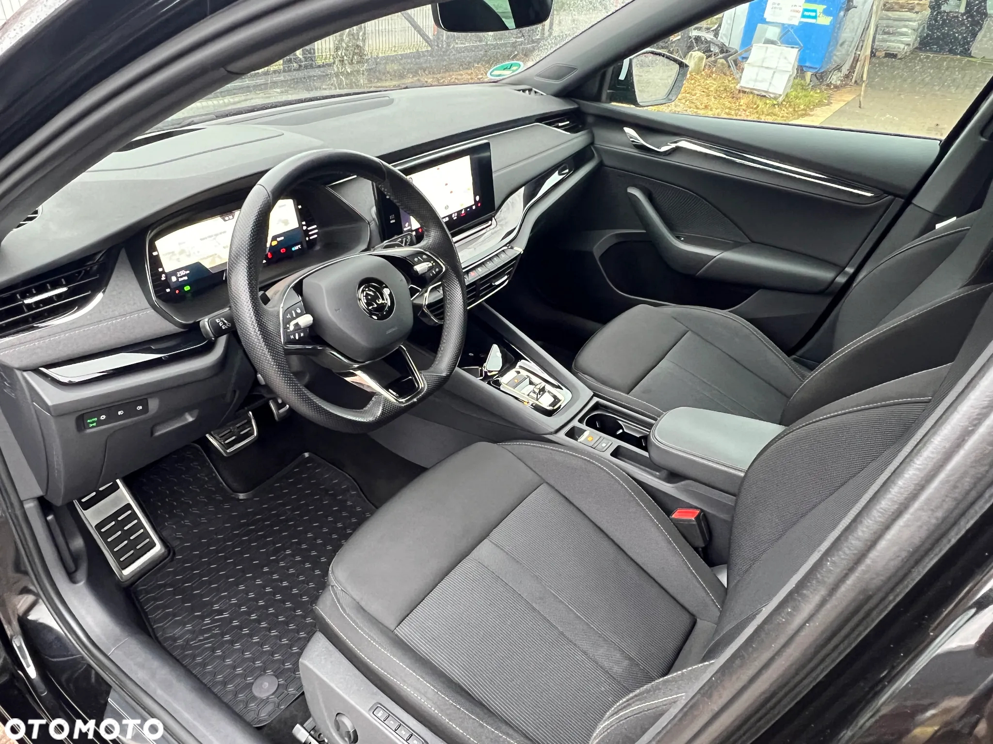 Skoda Octavia 2.0 TDI DSG Sportline - 15