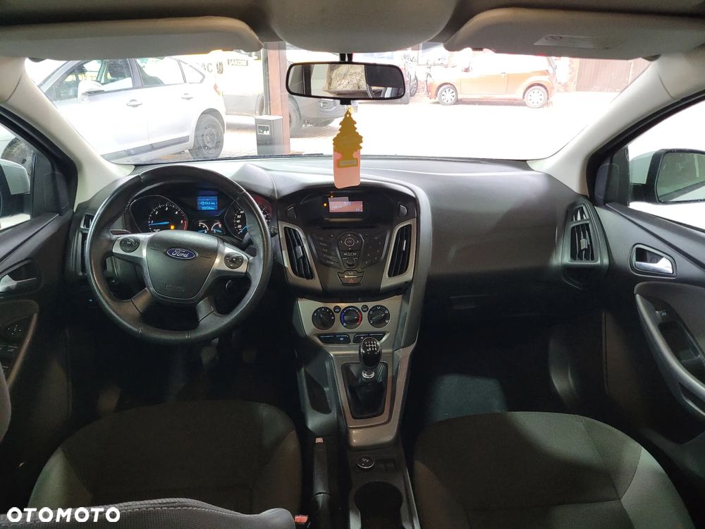 Ford Focus 1.6 TDCi Ambiente - 13