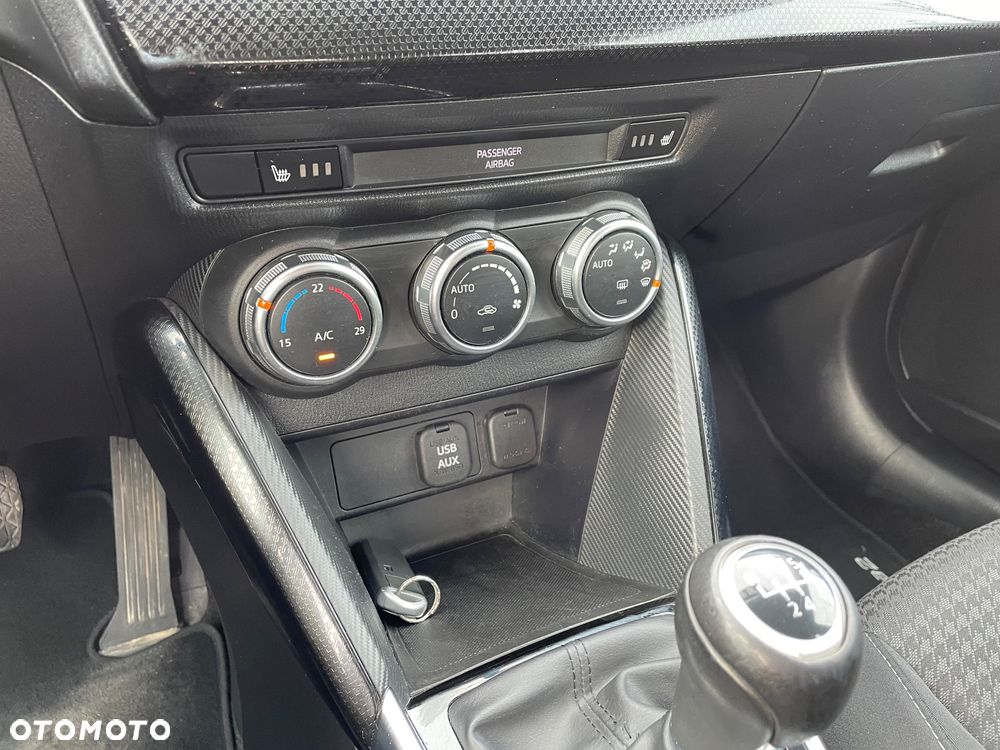 Mazda 2 - 10