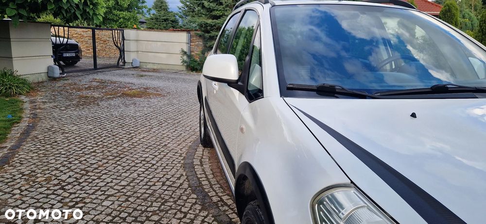 Suzuki SX4 1.6 VVT 4x4 Limited - 12