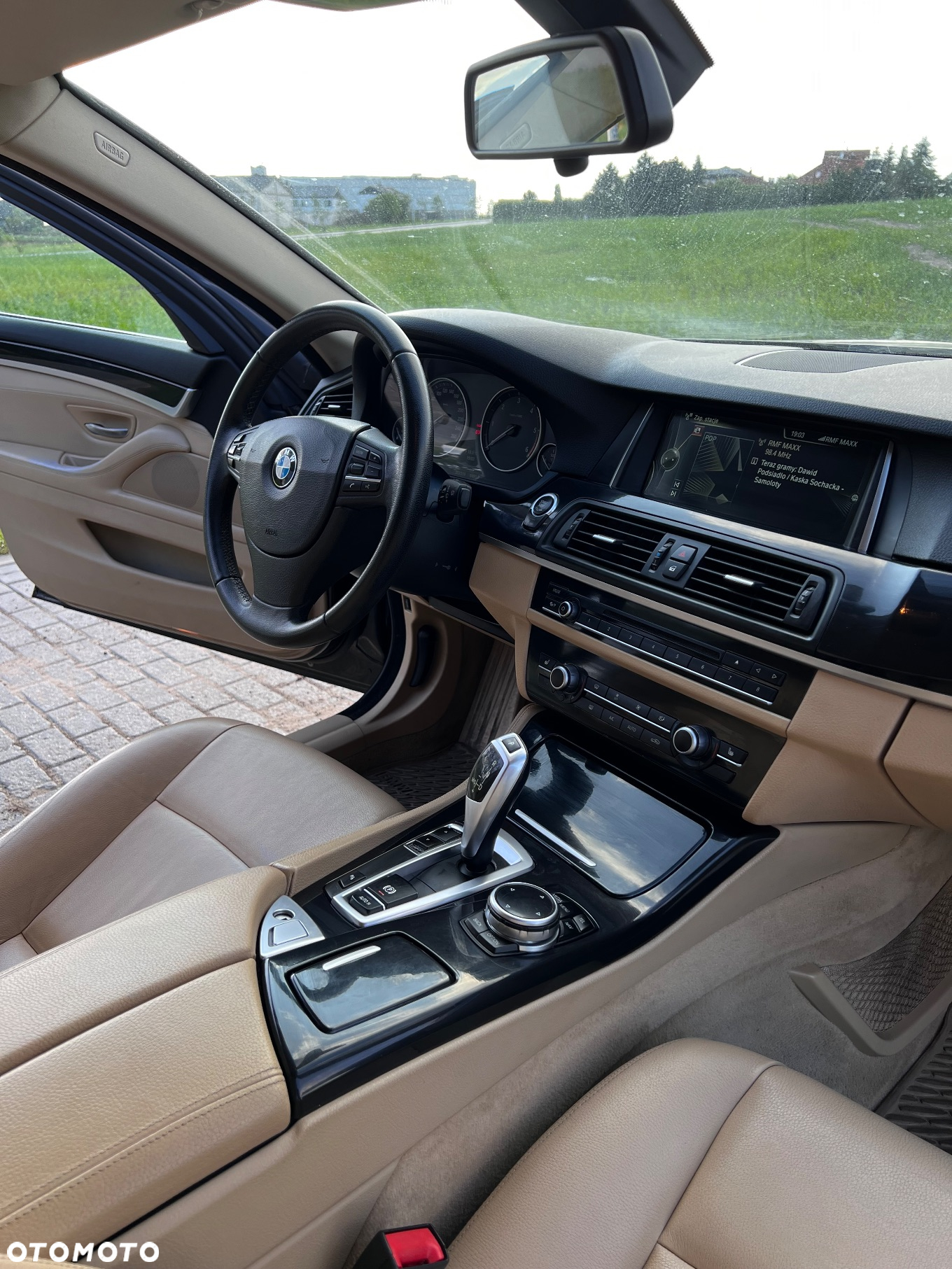 BMW Seria 5 520d Touring - 27