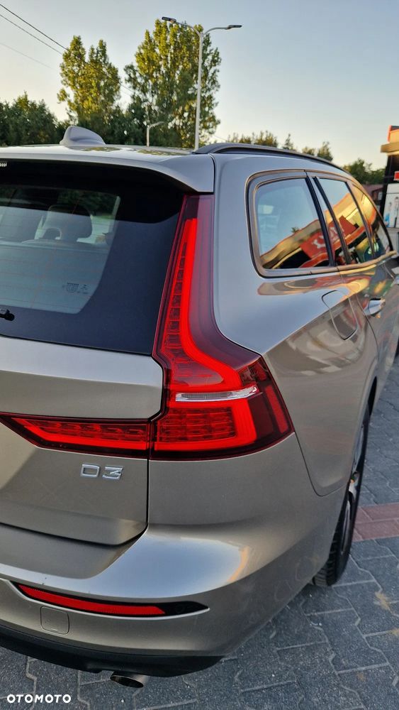 Volvo V60 D3 Momentum Pro - 15