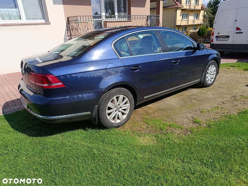 Volkswagen Passat 2.0 TDI Comfortline - 7