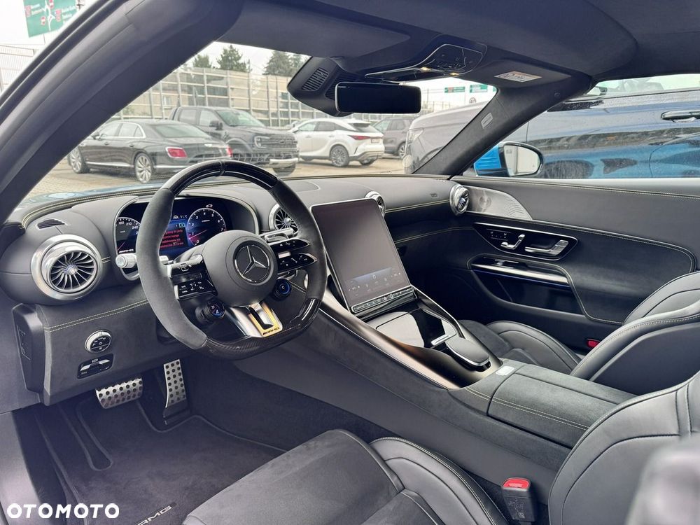 Mercedes-Benz SL 63 4Matic+ SPEEDSHIFT MCT 9G - 21