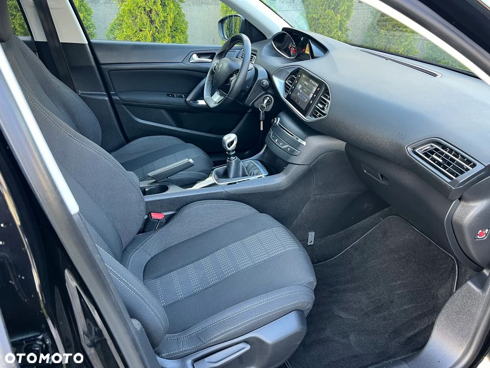 Peugeot 308 BlueHDi FAP 120 Stop & Start Allure - 22