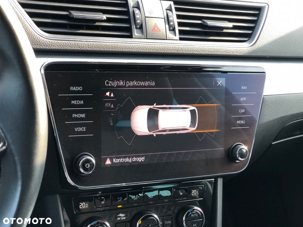 Skoda Superb 2.0 TDI DSG Style - 32