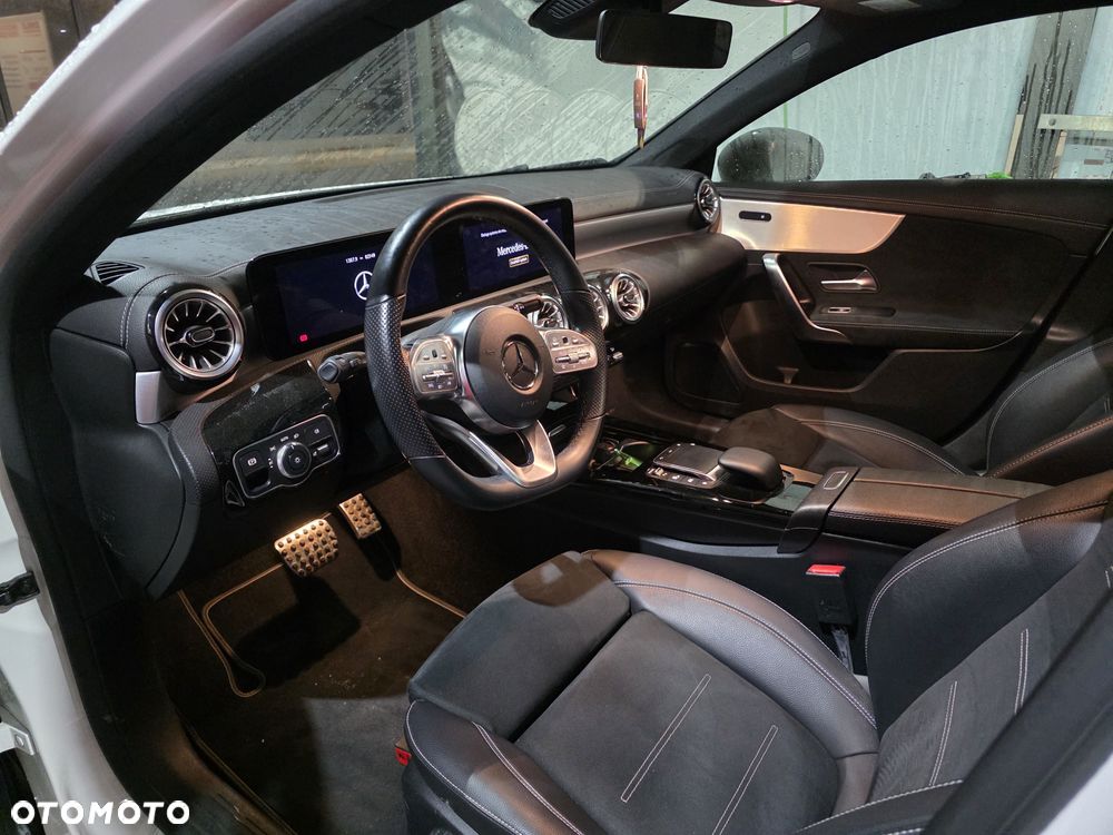 Mercedes-Benz Klasa A 200 AMG Line 7G-DCT - 6