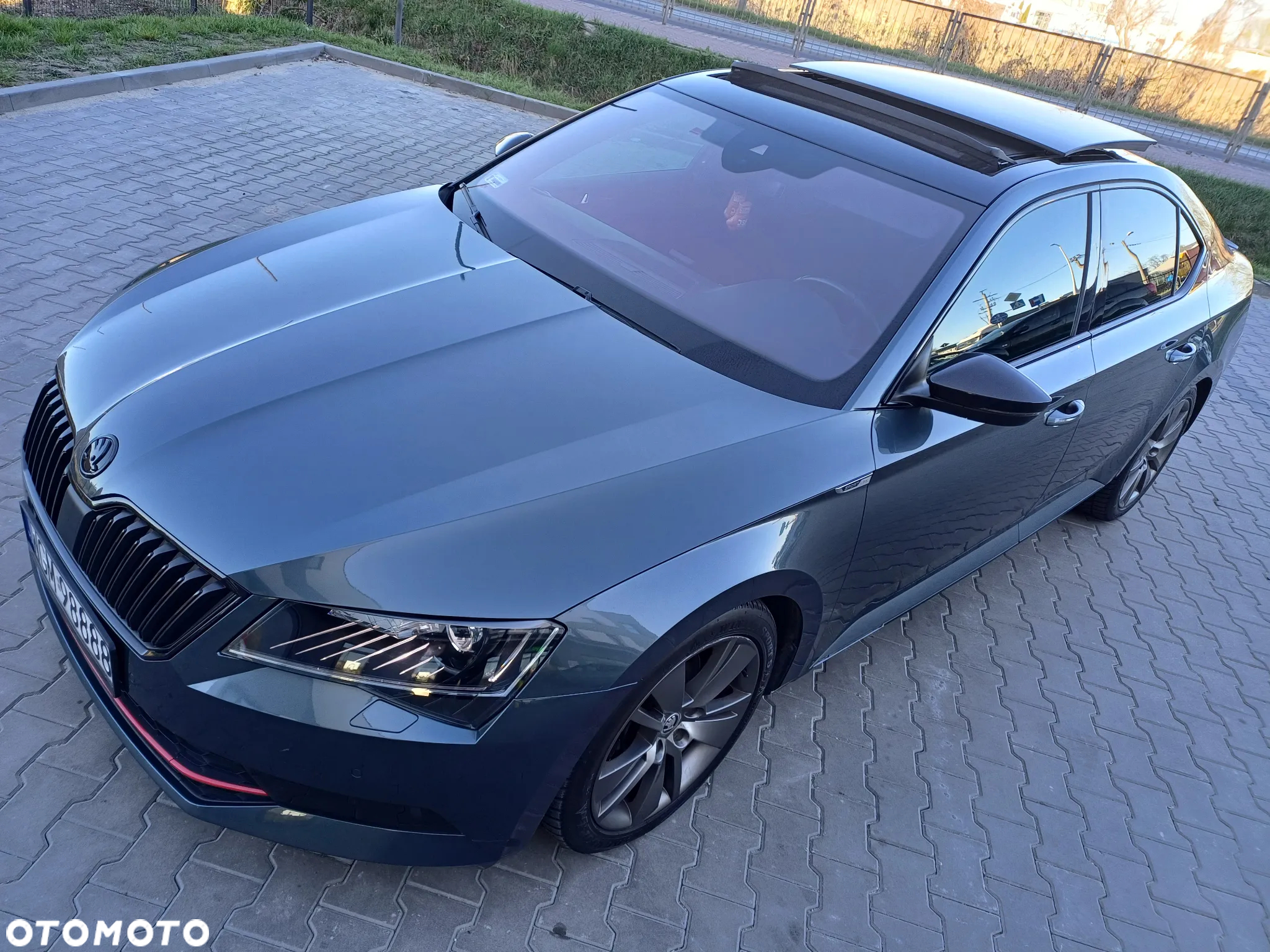Skoda Superb 2.0 TSI Sportline DSG - 23