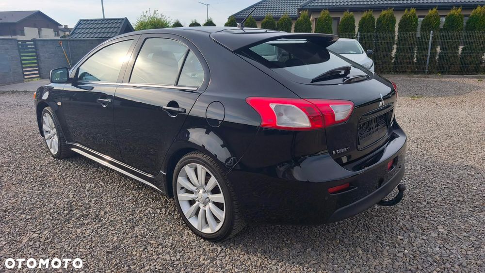 Mitsubishi Lancer 1.8 Intense - 4