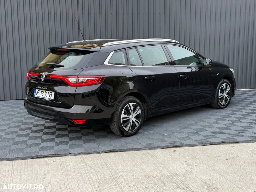 Renault Megane 1.5 dCI EDC Intens - 5