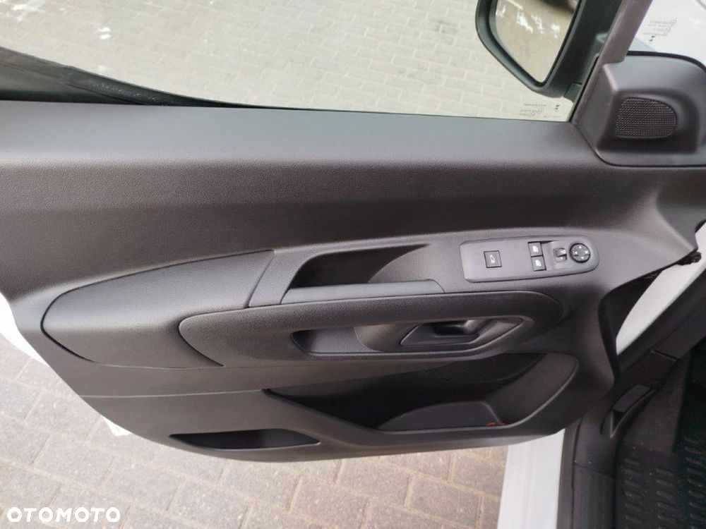 Opel Combo L2 (bryg.) - 14