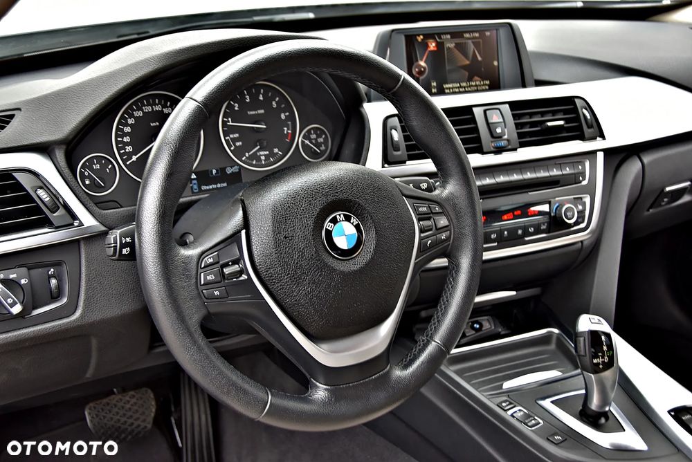 BMW 3GT 320i Luxury Line - 15