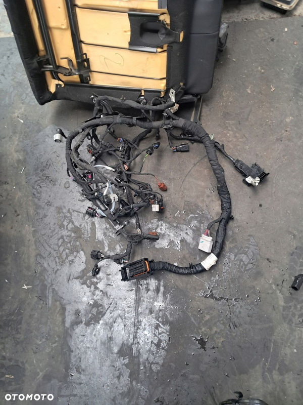 VW AUDI SEAT SKODA Wiązka elektryczna silnika 2.0 TDI DTR DTRB