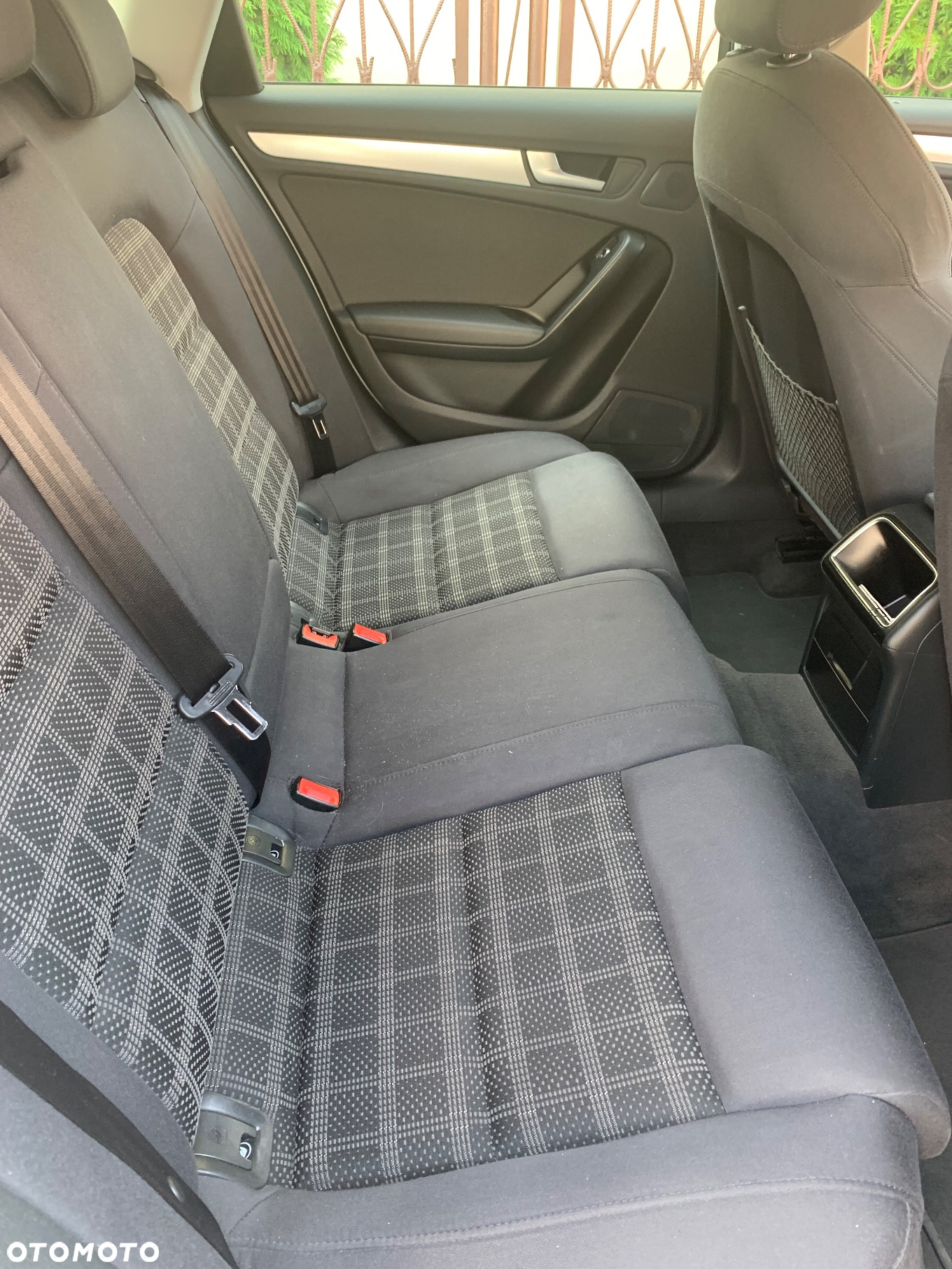 Audi A4 Avant 2.0 TDI - 17