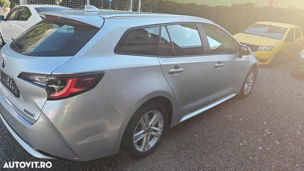 Toyota Corolla 1.8 HSD Business - 9