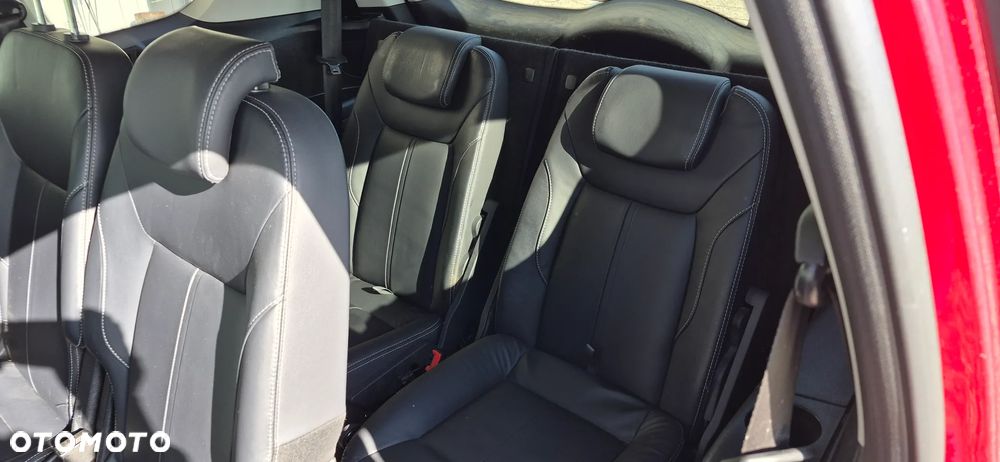 Ford S-Max 2.0 TDCi DPF Ambiente - 24