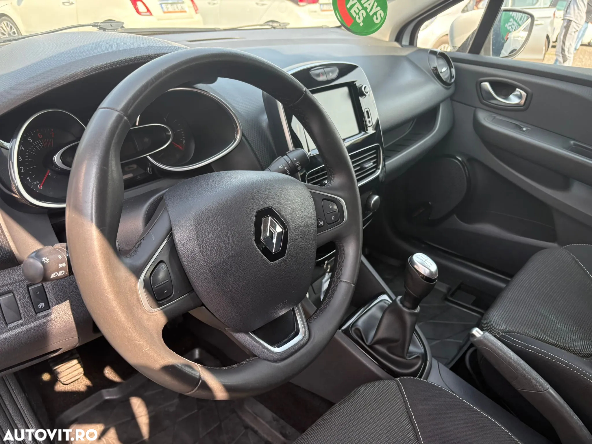 Renault Clio Estate TCe Zen - 7
