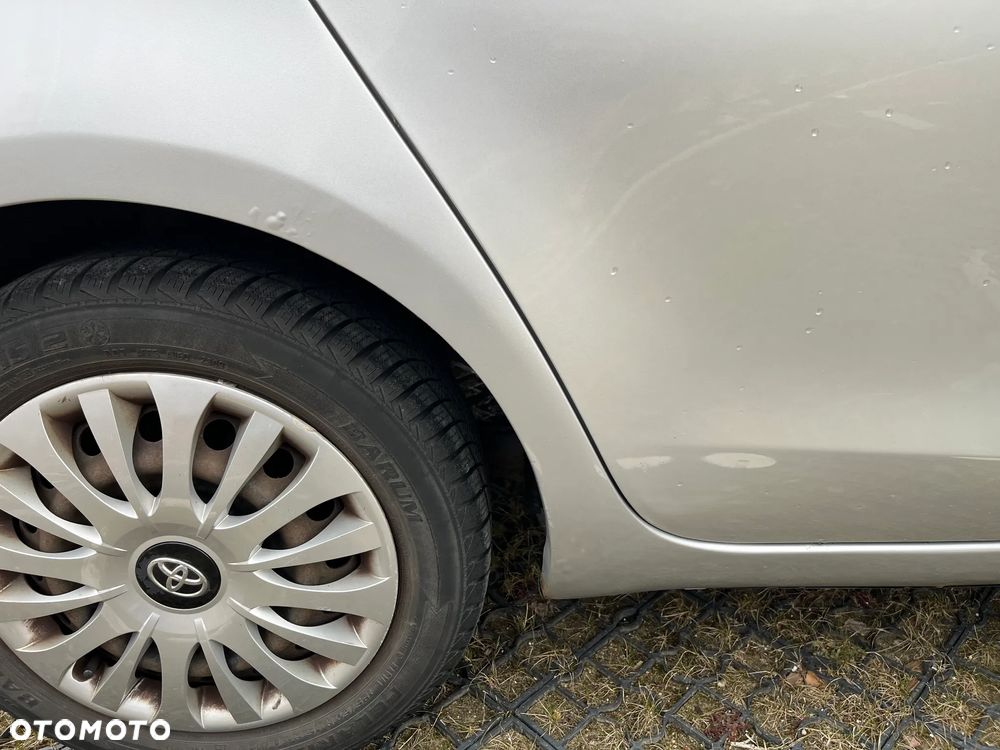 Toyota Yaris 1.33 Sol - 16